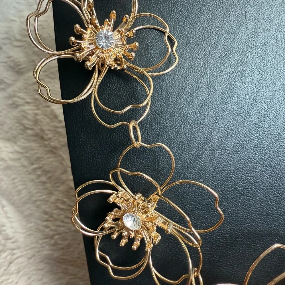 3D Gold Floral Design Statement Necklace - Picture 6 of 12